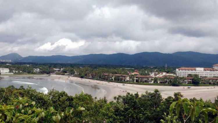 Praia-pernambuco-guaruja-sakaiimoveis