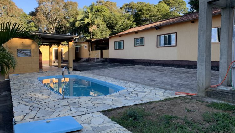 sitio-41.000m2-biritiba-mirim-casa-sede-4-dorm-piscina-churrasqueira-forno-lenha-proximo-represa-bairro-sertaozinho (125)