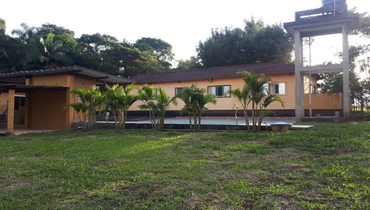 sitio-41.000m2-biritiba-mirim-casa-sede-4-dorm-piscina-churrasqueira-forno-lenha-proximo-represa-bairro-sertaozinho (170)