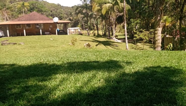 sitio-quatinga-venda-piscina-casa-sede-lago-casa-caseiro-78000.m2 (9)