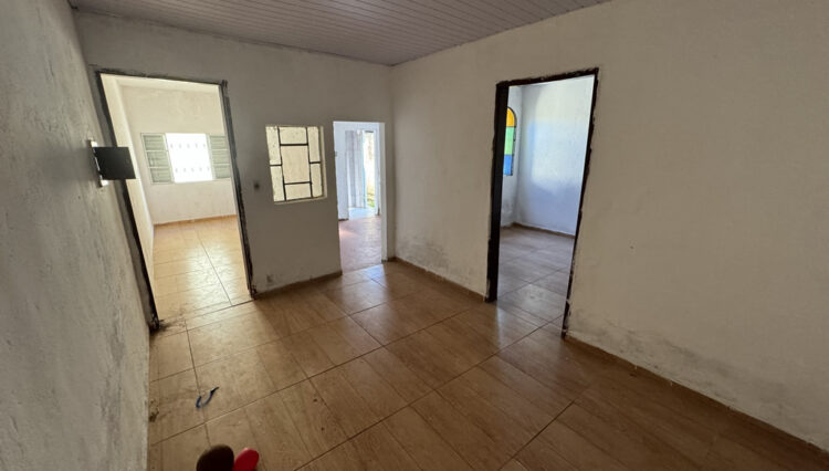 casa-térrea-2-dorm+edi´cula-2-dormitórios-113m2-mogilar-venda (17)